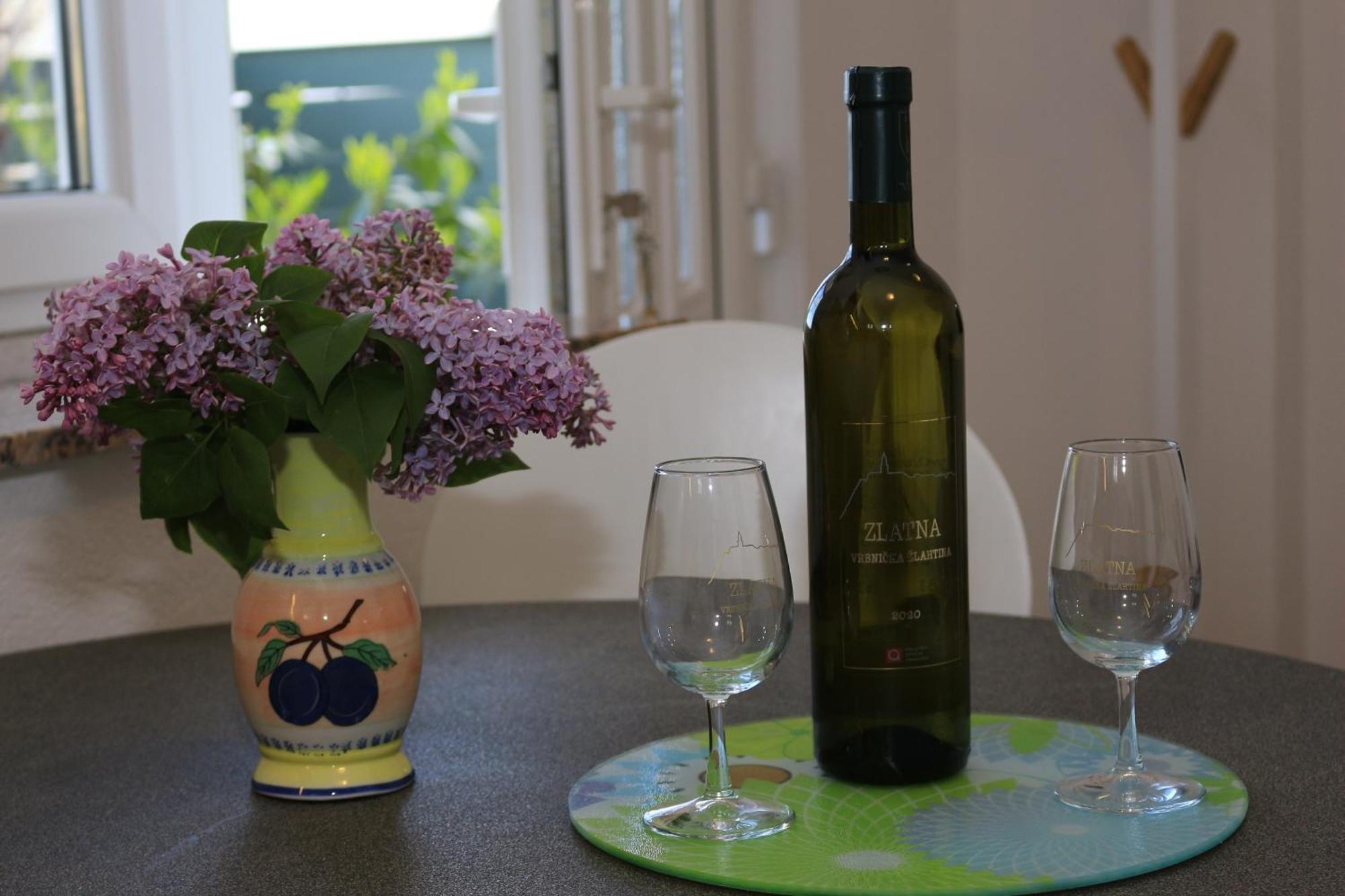 Apartman Kristina Vrbnik Buitenkant foto