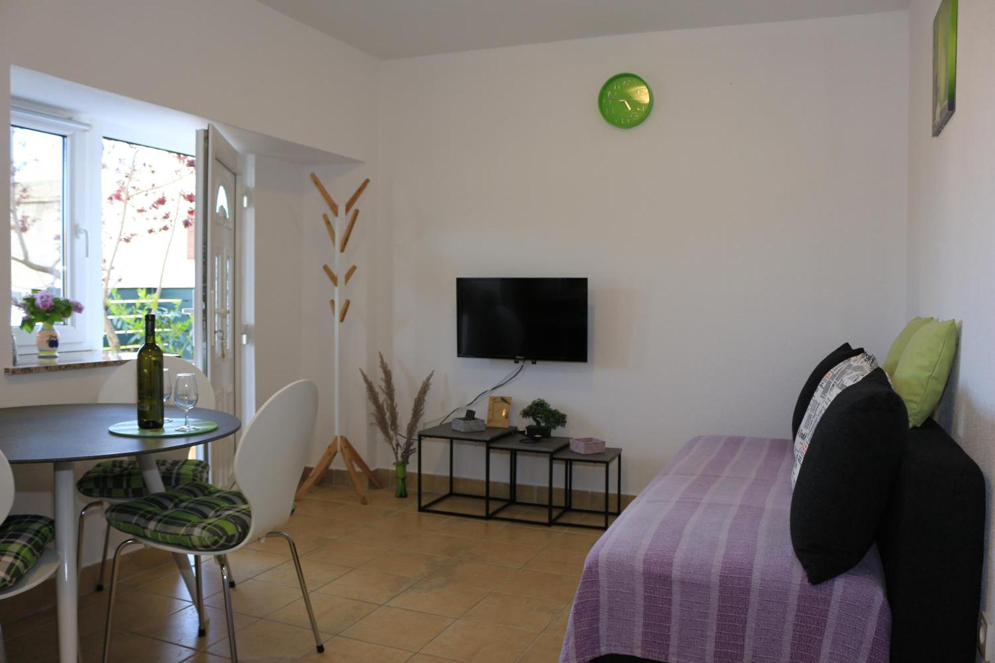 Apartman Kristina Vrbnik Buitenkant foto
