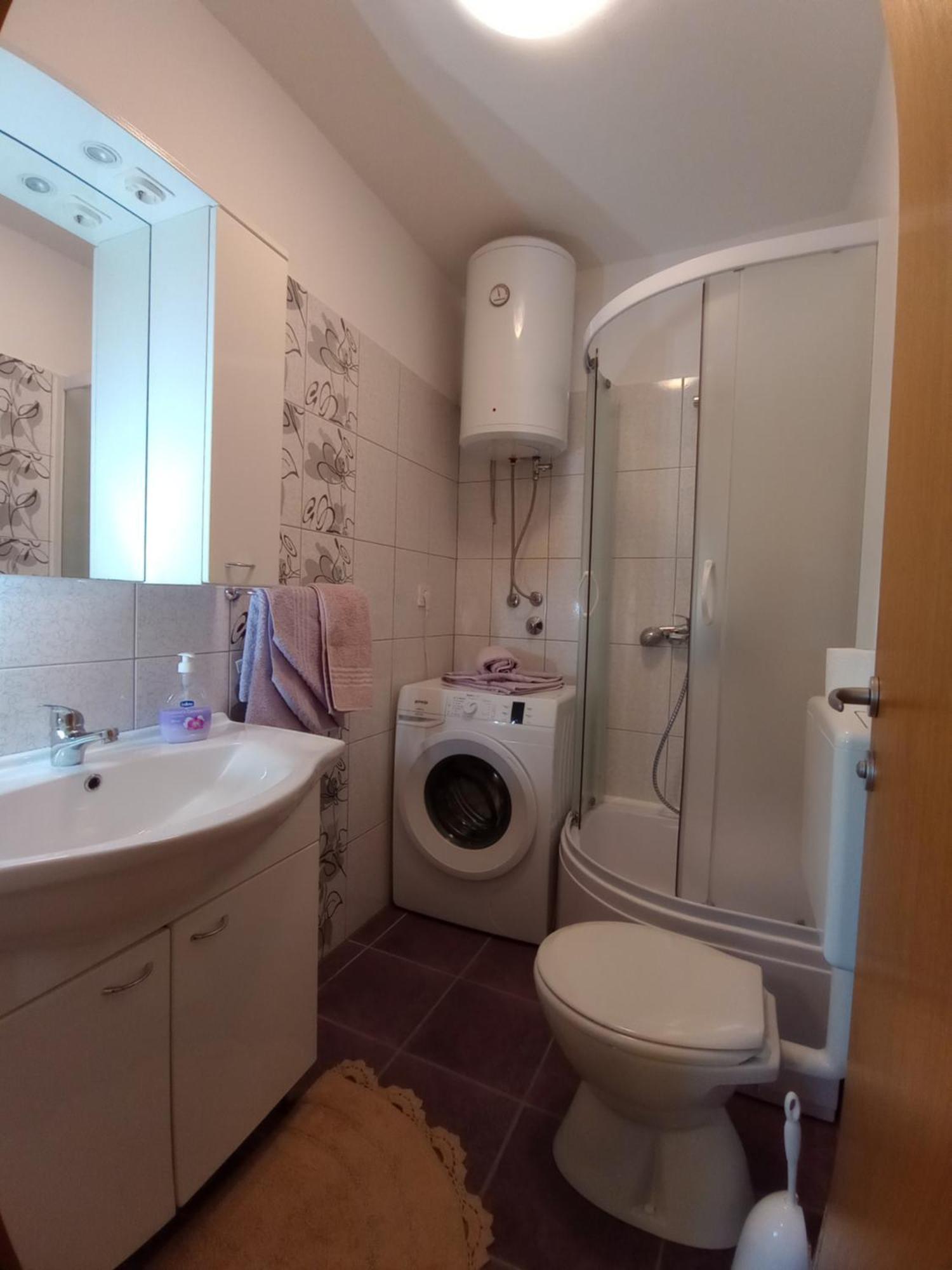 Apartman Kristina Vrbnik Buitenkant foto