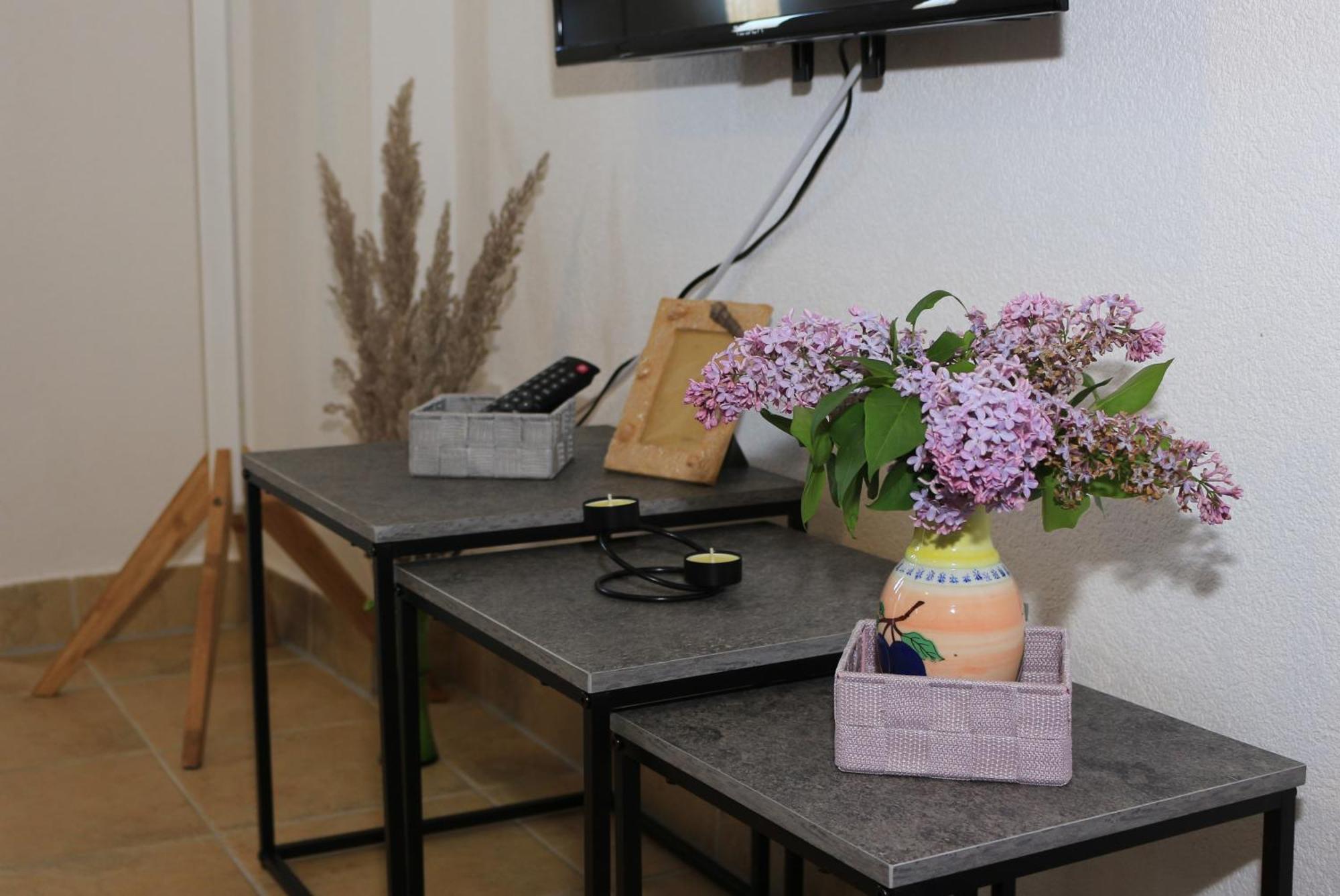 Apartman Kristina Vrbnik Buitenkant foto